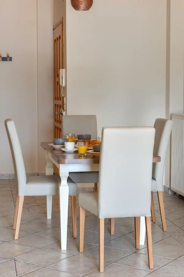Alexandra'S Cozy Sea View Apartment Argostoli